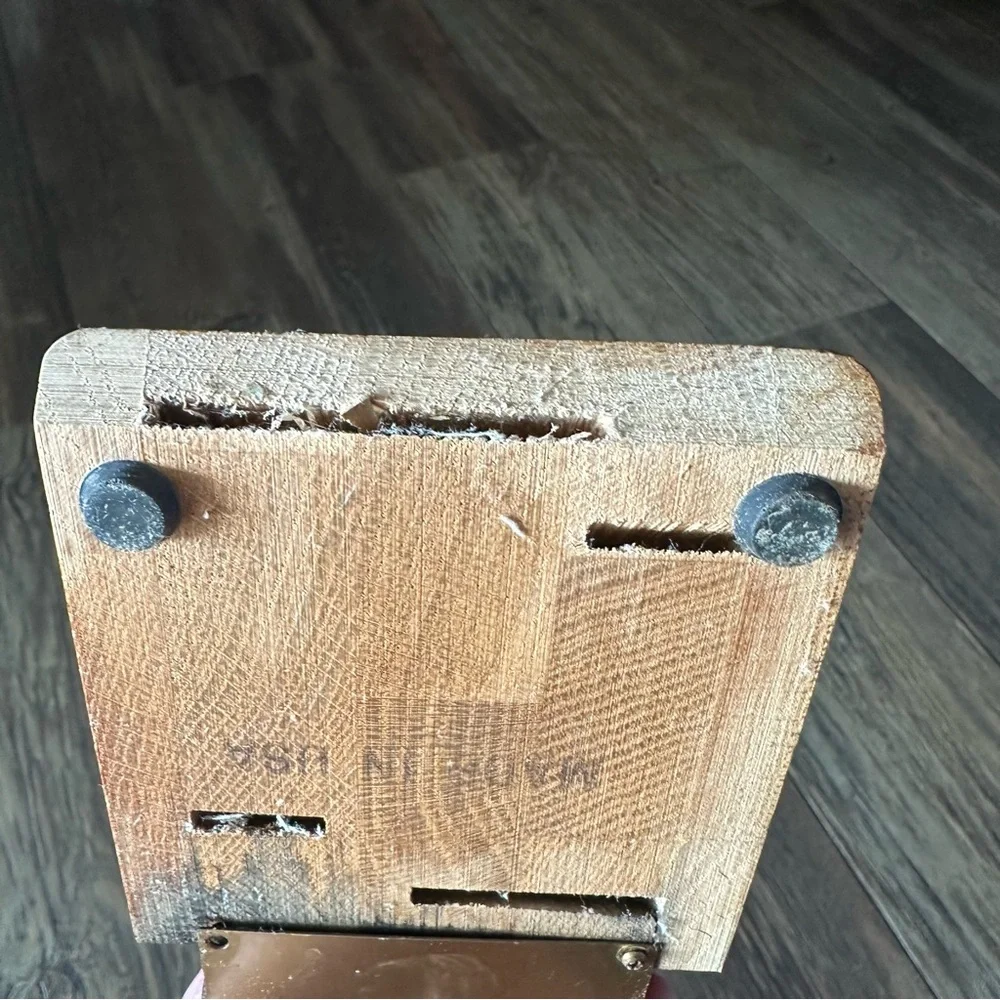 CUTCO oak knife block 5 steak slots scissor hole and 4 butcher knife